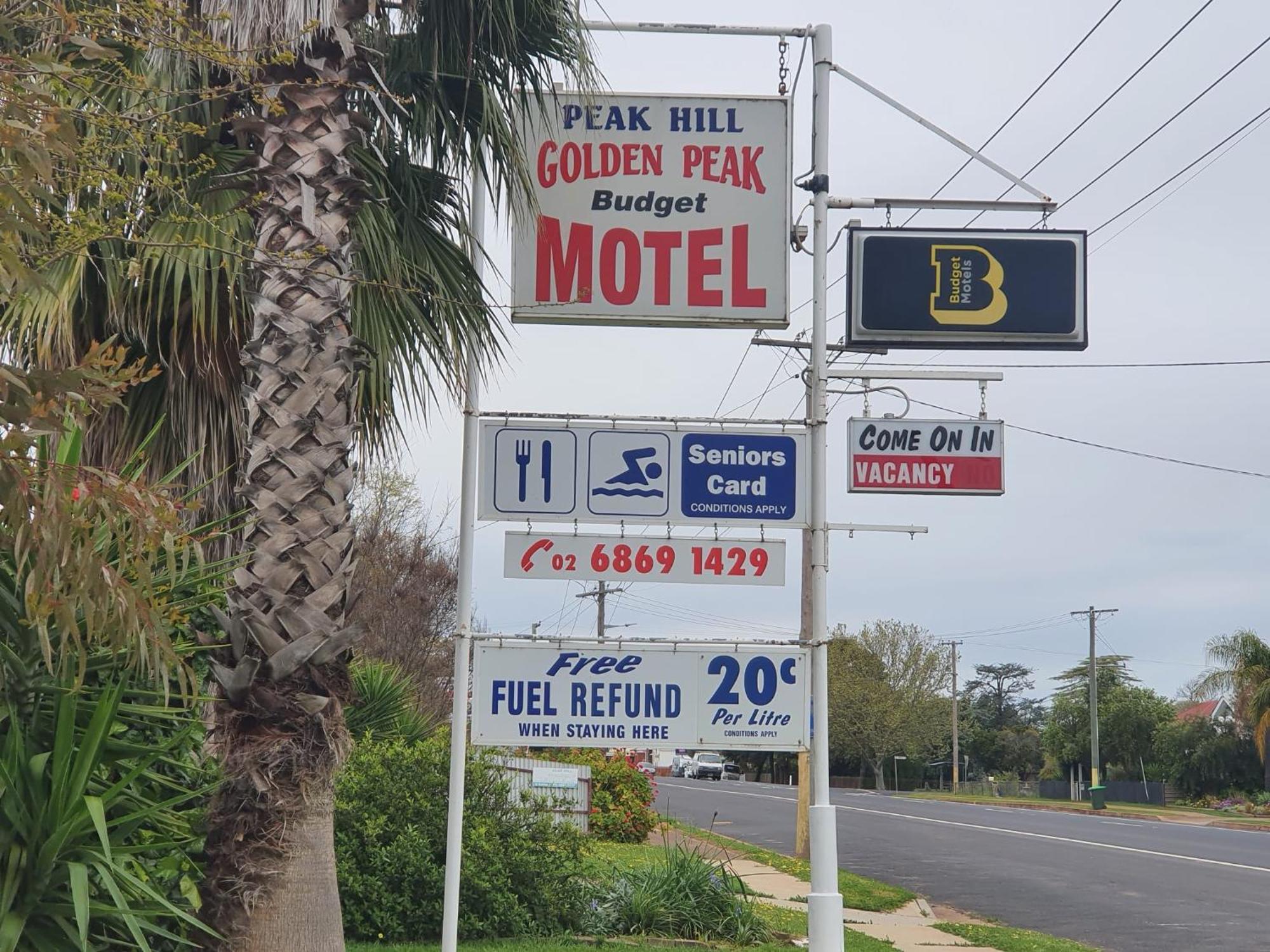 Golden Peak Motel Peakhill Peak Hill Esterno foto